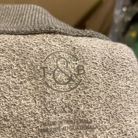 NWOT cute sweater - Picture 4 of 5